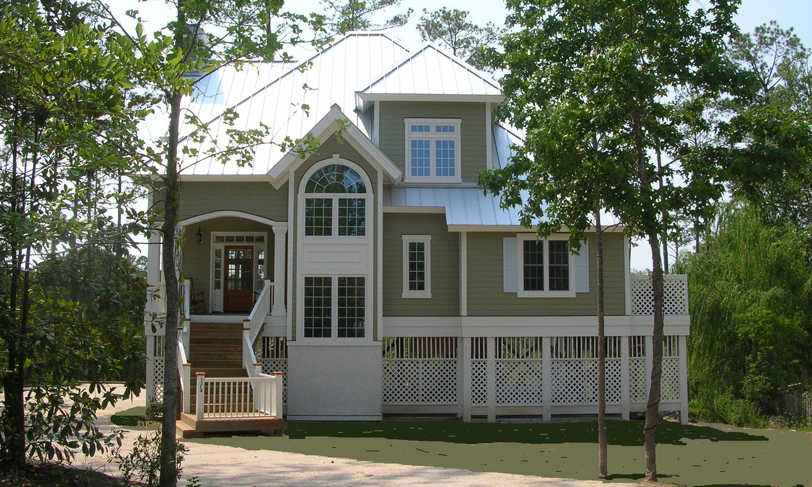 Ferro Home Designs| LUXURY HOME DESINGERS | HOME ARCHITEXTS | HOME PLANS | NORTH CAROLINA | WILMINGTON